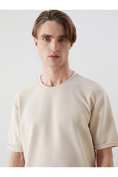 LC Waikiki Ανδρικό κοντομάνικο μπλουζάκι LCW Casual Beige Crew Neck