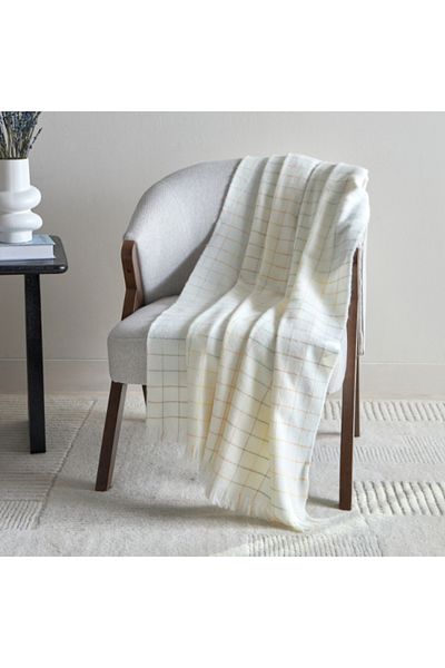 Home Box Gia Chequre Throw 127x152 cm