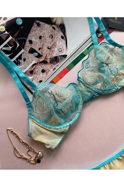 İntive Lingerie Set sutien transparent cu model Gabriela Flori Glitter