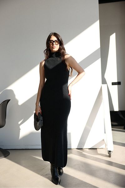 Özge Özgenç Πλεκτό φόρεμα με γιακά με μισό μανίκι