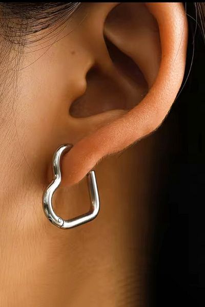 ARTEMİSİA Women's 316 L Steel Vip Series Tarnish Free Antiallergenic Heart Earrings