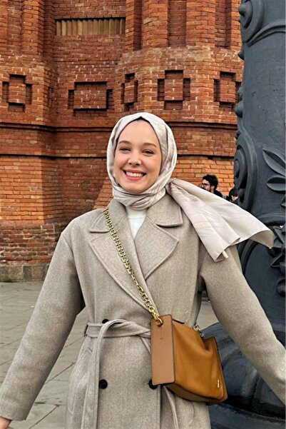 carell Preferința Camel Rana - Jacquard simetric și șal din mătase italiană