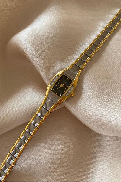 Q&Q Superior Rhinestone Stainless Steel Special Design Lanyard Small Vintage Women's Wristwatch
