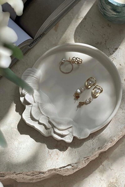 Mandalin Art Studio Mussel Shell Decorative Concrete Tray