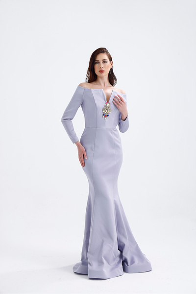 Atelier Pret 𝐌𝐄𝐋𝐎𝐍𝐈 Taş Aksesuarlı Düşük Omuzlu Uzun Kollu Balık Kesim ...