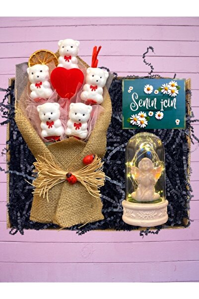 hediye arıları Işıklı Beyaz Melekli Fanus & Ayıcık Temalı Buket
