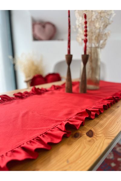 KaiHome Lovely Red Linen Frilly Runner