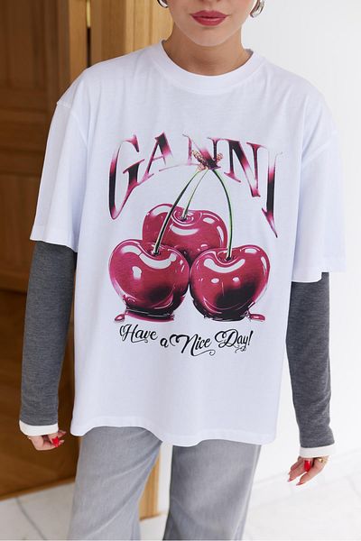 Askı Nişantaşı White Crew Neck Cherry Printed Oversize T-Shirt