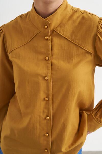 Askı Nişantaşı Mustard Yellow Judge Collar Button and Sewing Detailed Shirt