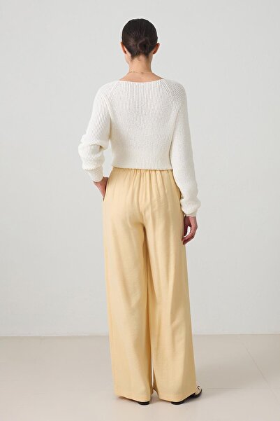 Setre Butter Yellow Relaxed Cut Waist Rubber Detailed Trousers
