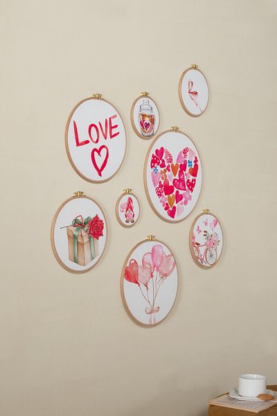 Montisu Pink Heart Valentine's Day Special Wall Decoration