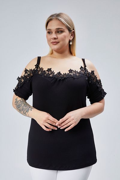 Curvy Trend Plus Size Collar Laced Sling Blouse
