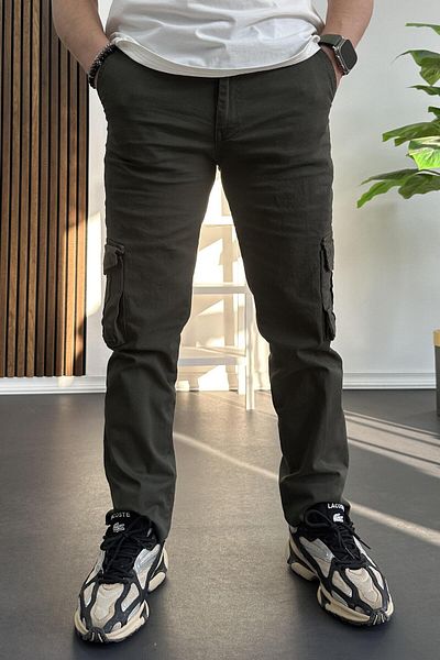 Edwox Πράσινο ανδρικό παντελόνι Cargo - Regular Fit με τσέπες Edw232