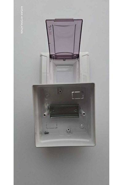 Depa 4-Piece Fuse Box Surface Mounted