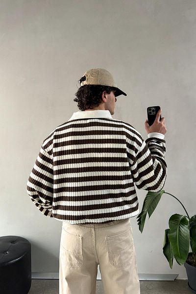 Flaw Wear Feather Striped Polo Neck Sweatshirt