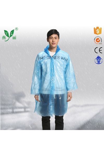 İsmiyle Al Thin Transparent Raincoat