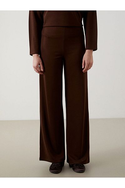 LC Waikiki Γυναικείο αθλητικό παντελόνι LCW Modest Brown με ελαστική μέση με φαρδύ πόδι