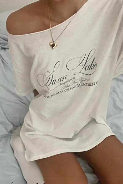 Köstebek Μπλουζάκι White Swan Lake Casual με χαμηλό κούρεμα ώμου