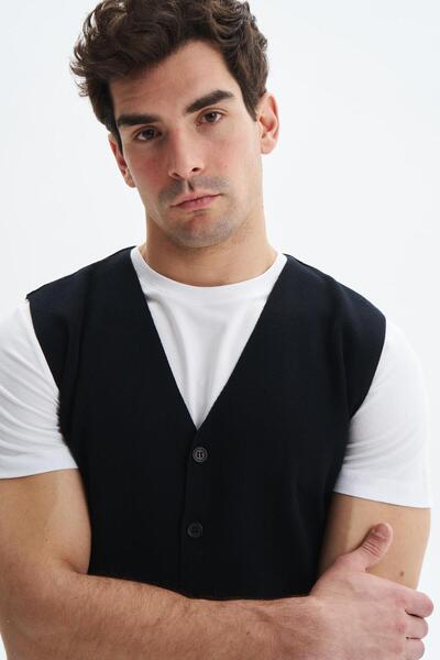 Arma Чоловічий чорний жилет Slim Fit з трикотажу 100% бавовна Pima Cotton – на ґудзиках, V-подібний виріз, базовий стиль K9KRO0853