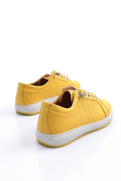 DGN 2011 Women's Laced Comfort Shoes