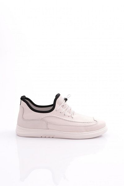 DGN Ανδρικά παπούτσια sneaker με λαστιχένια κορδόνια σε ανοιχτό λευκό 72673616