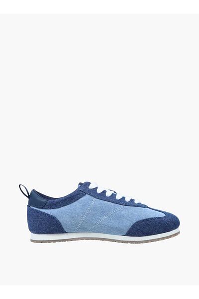 GAP GAP Women's Logo Detail Sneakers with Lace-Up Closure - MIAMI