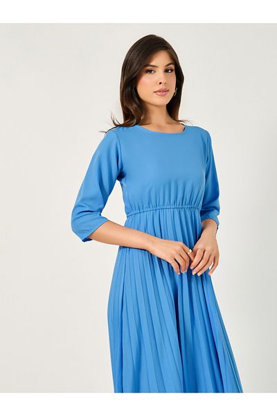 Styli Solid Accordion Pleated A-Line Midi Dress