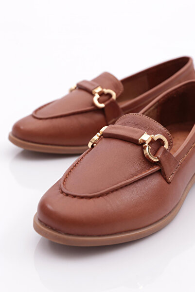 DGN Темно-коричневі жіночі лофери - овальний носок 296432110