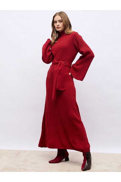 Styli Flat Knit Turtle Neck Maxi Dress with Tie-Belt