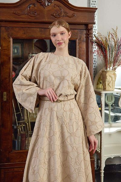Ceylan Otantik Caramel Floral Detail Skirt Set