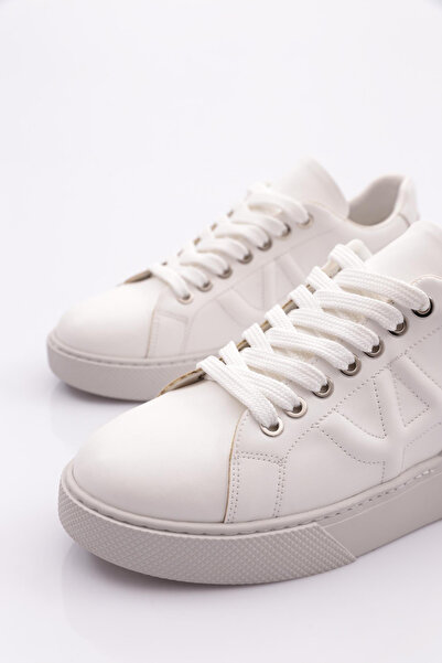 DGN Es1508 Women's Lace-Up Patterned Sports Shoes White