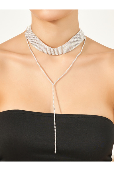 Styli قلادة تشوكر مزينة بشراشيب