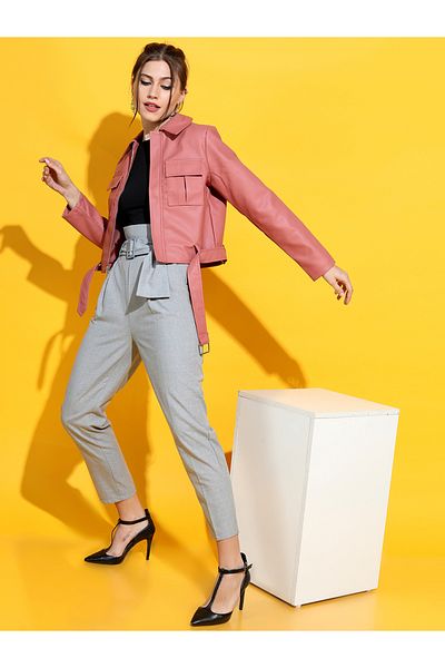 Tokyo Talkies By Styli Solid High Rise Tapered Fit Trousers with Belt