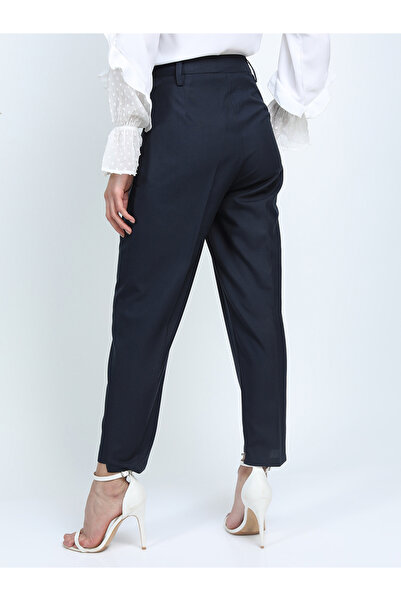 Tokyo Talkies By Styli Mid Rise Tapered Trousers with Belt Loop