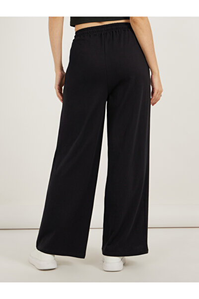 Styli Wide Leg Drawstring Joggers with Pintuck Detail