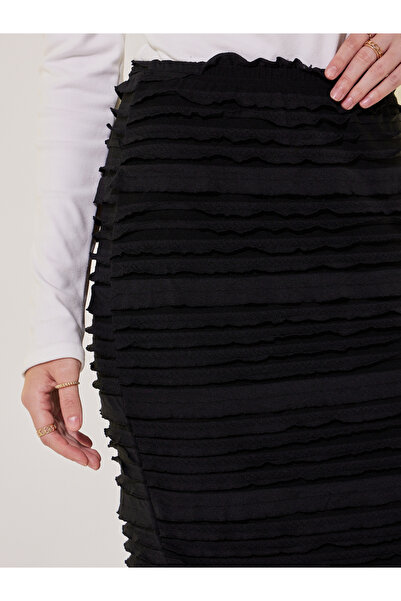 Take Two By Styli Texture Mermaid Fit Maxi Skirt