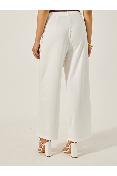 Styli Mid Rise Wide Leg Pants with Pintuck Detail