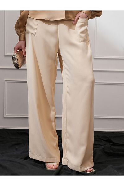 Tokyo Talkies By Styli Mid Rise Wide Leg Trousers with Pockets