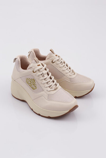 DGN 62158 Pantofi de damă cu talpă groasă, cu șireturi, bej