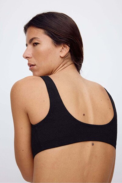 H&M الجزء العلوي من البكيني المبطن