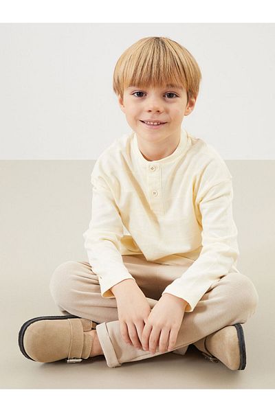 LC Waikiki Crew Neck Boys' T-Shirt and Pants 2 Pcs