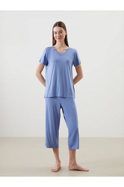 LC Waikiki Set pijama Capri pentru femei cu decolteu în V de sezon nou - S5CP55Z8