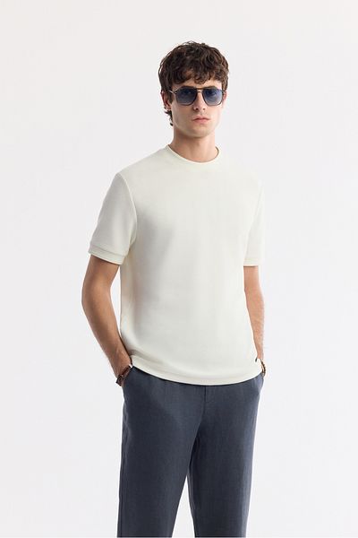 Avva Men's Ecru Crew Neck Cotton Jacquard Elastane T-Shirt A51Y1012