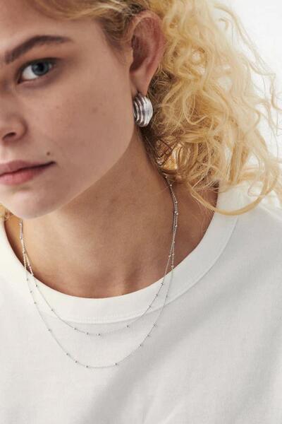 New Obsessions قلادة قصيرة بسلسلة رفيعة مزدوجة