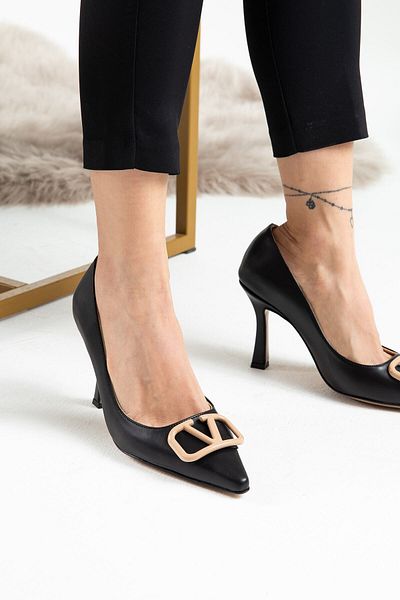 Deery Black Buckle Detailed Heeled Women's Shoes