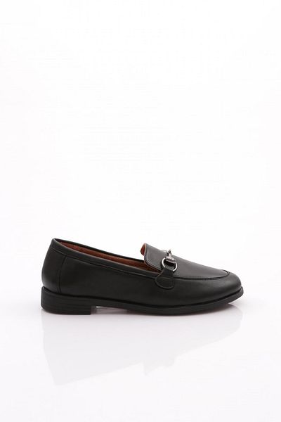 DGN Women's Metal Accessory Loafer Shoes Black 296132110