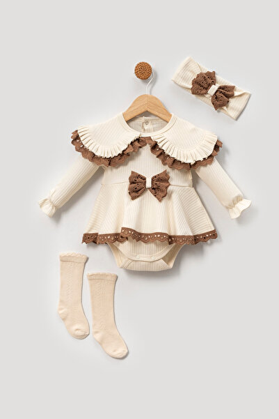 Bolly Baby Baby Girl 3 Piece Set with Snap Fastener Badi Socks and Bandanas with Lace Detail