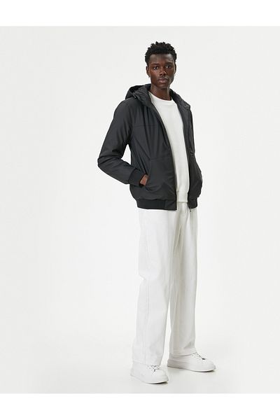 Koton Εποχιακό μπουφάν με φερμουάρ Slim Fit
