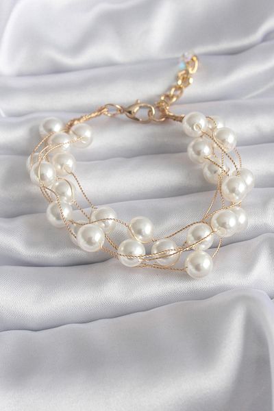 Celira Gold Color Pearl Model Women's Bracelet