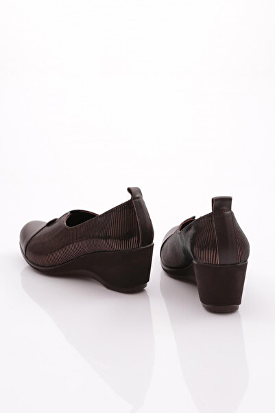 DGN Women's Rubber Detailed Wedge Sole Comfort Shoes Brown 34423